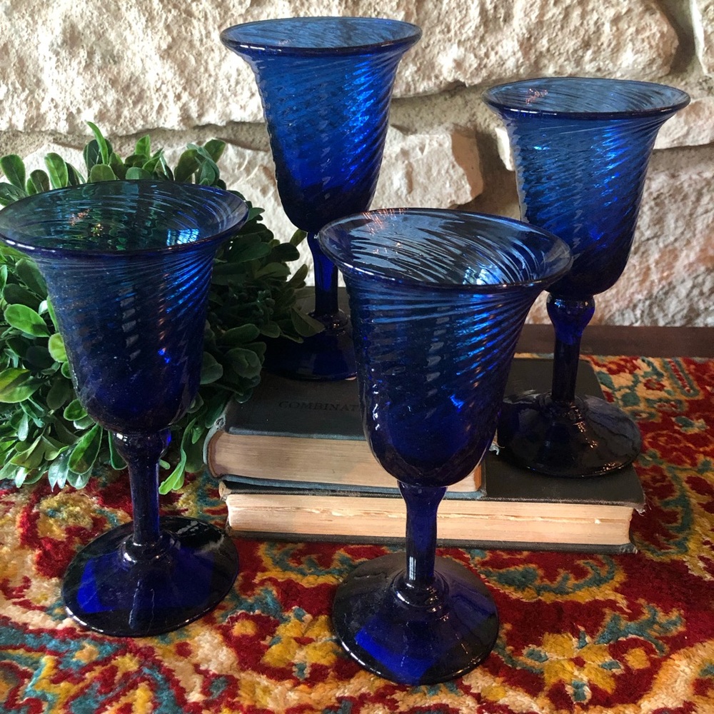 4 Vintage Cobalt Blue HAND BLOWN SWIRL Pedestal Wine Water‎ Glasses 4th of July